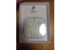 Наушники Apple EarPods MD827ZMB